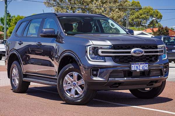 2024 Ford Everest Ambiente 2.0L