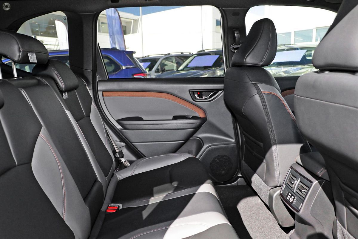 2025 Subaru Forester Hybrid Sport S6