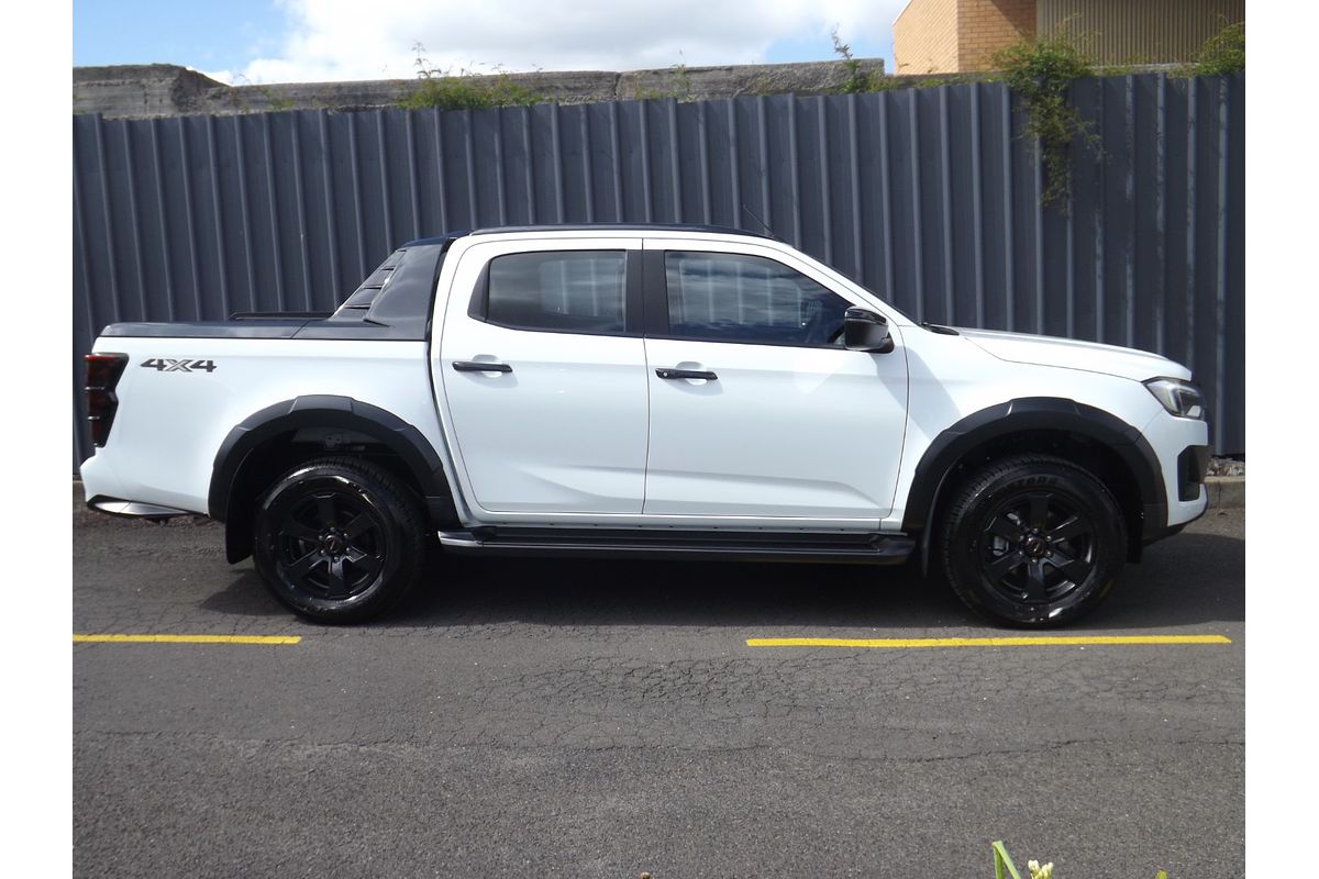 2025 Isuzu D-MAX X-TERRAIN 4X4