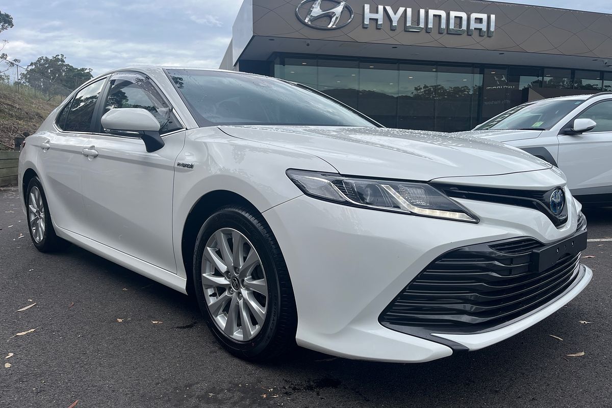 2020 Toyota Camry Ascent AXVH71R