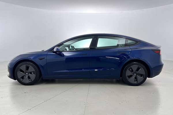 2023 Tesla Model 3 Rear-Wheel Drive thumb-1