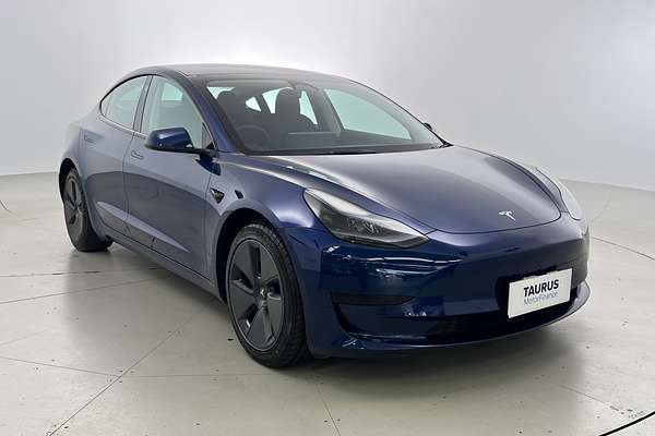 2023 Tesla Model 3 Rear-Wheel Drive thumb-6