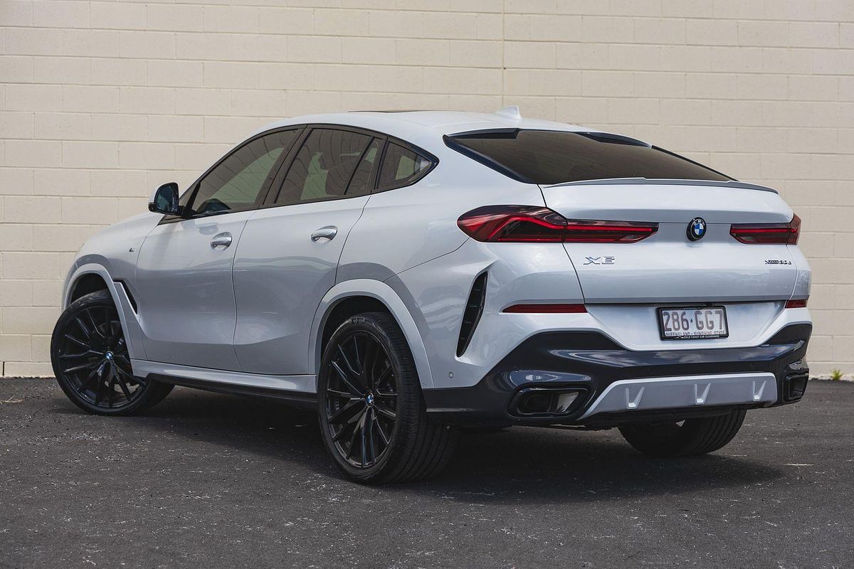2022 BMW X6 xDrive30d M Sport G06