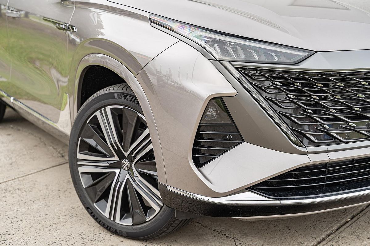 2025 MG QS Essence IS31