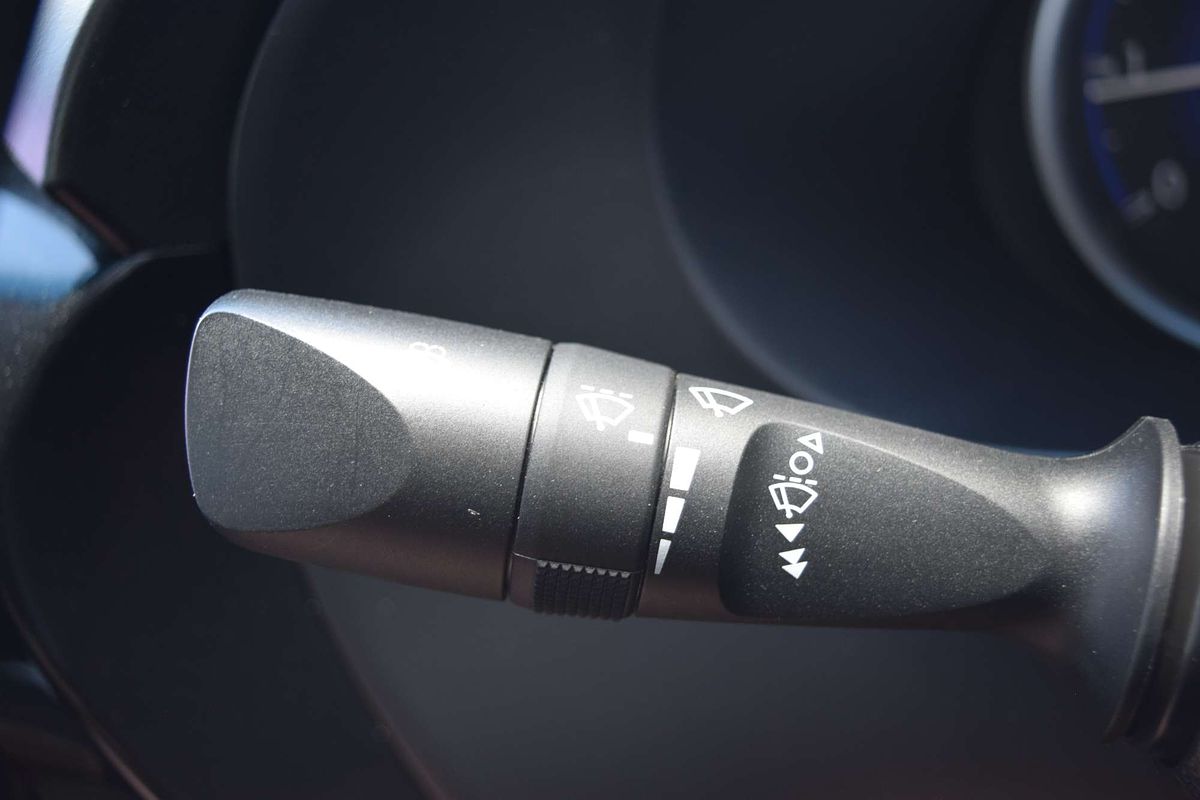 2018 Toyota Hilux SR GUN126R 4X4