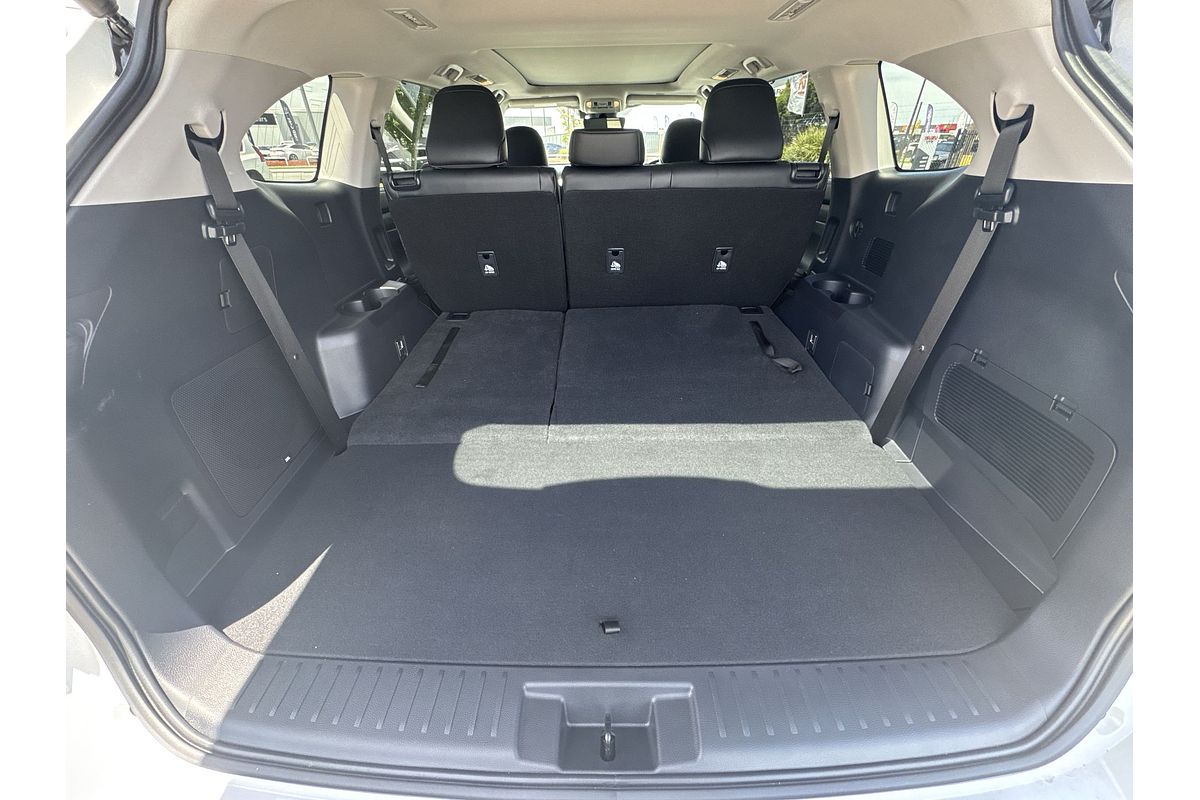 2025 Toyota Kluger Grande AXUH78R