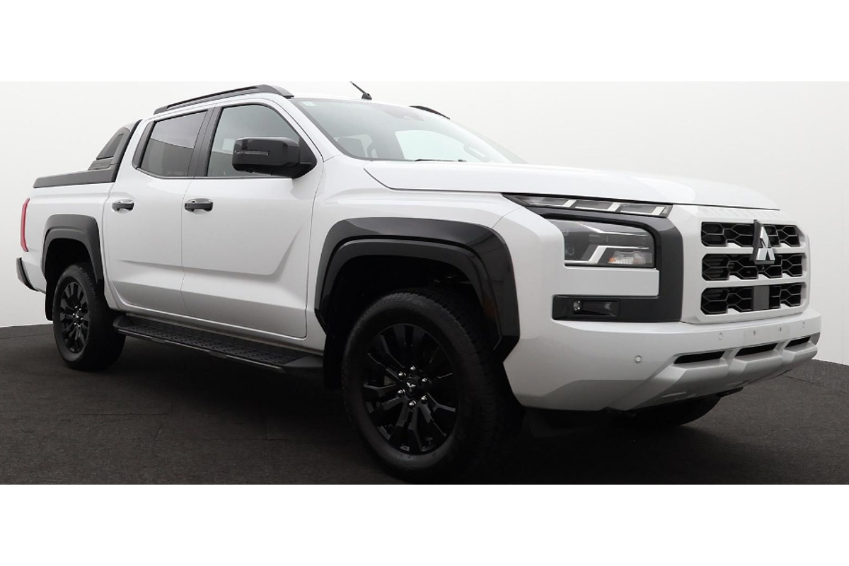 2025 Mitsubishi Triton GSR MV 4X4