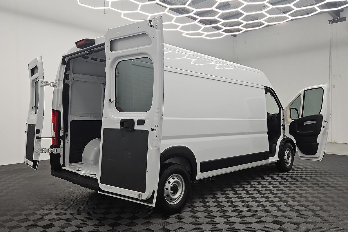 2021 Fiat Ducato Series 7 LWB Mid Roof