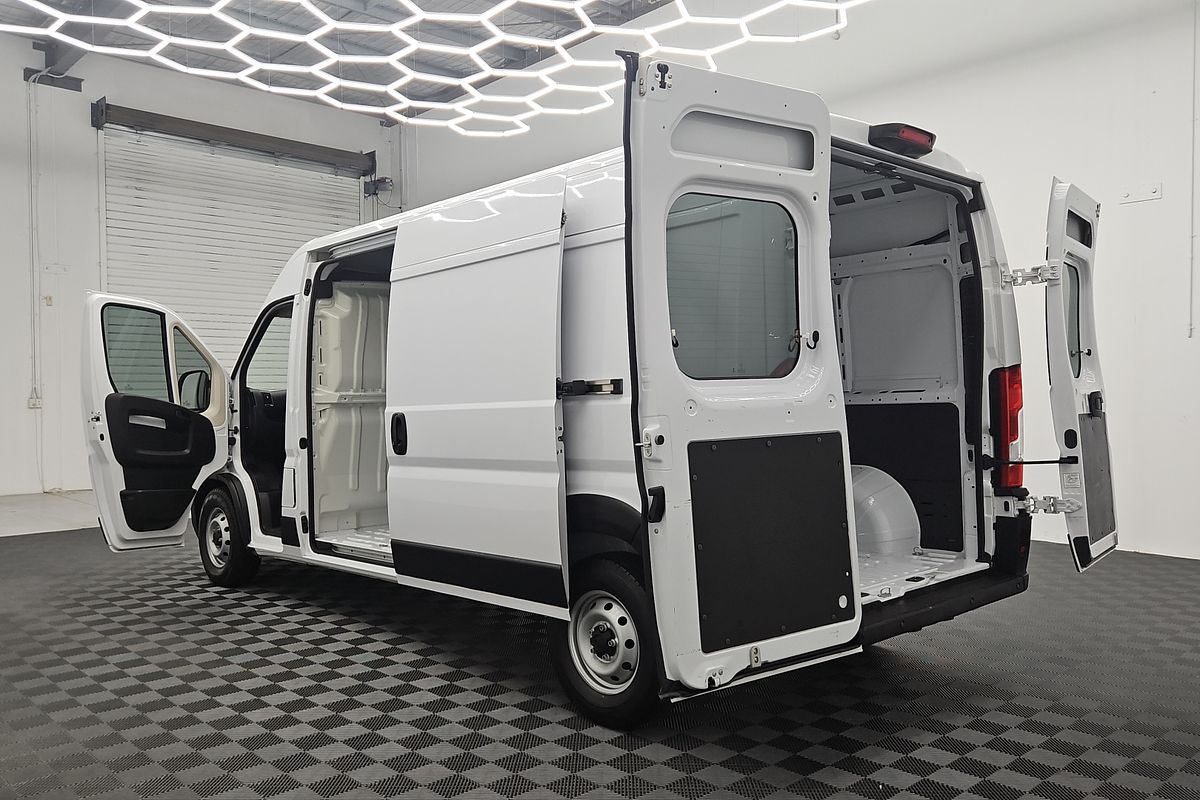 2021 Fiat Ducato Series 7 LWB Mid Roof