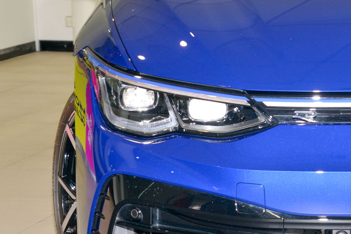 2024 Volkswagen Golf R 8