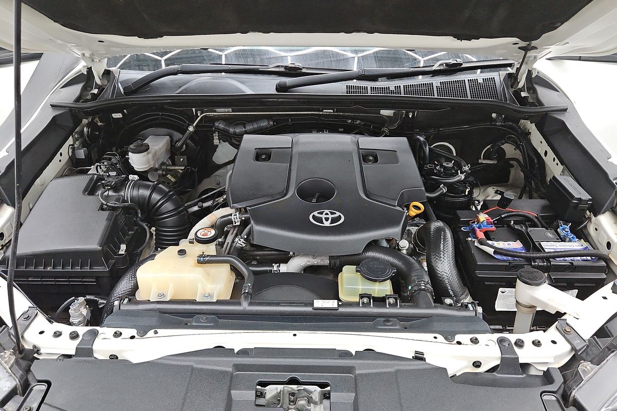 2021 Toyota Hilux SR GUN126R 4X4