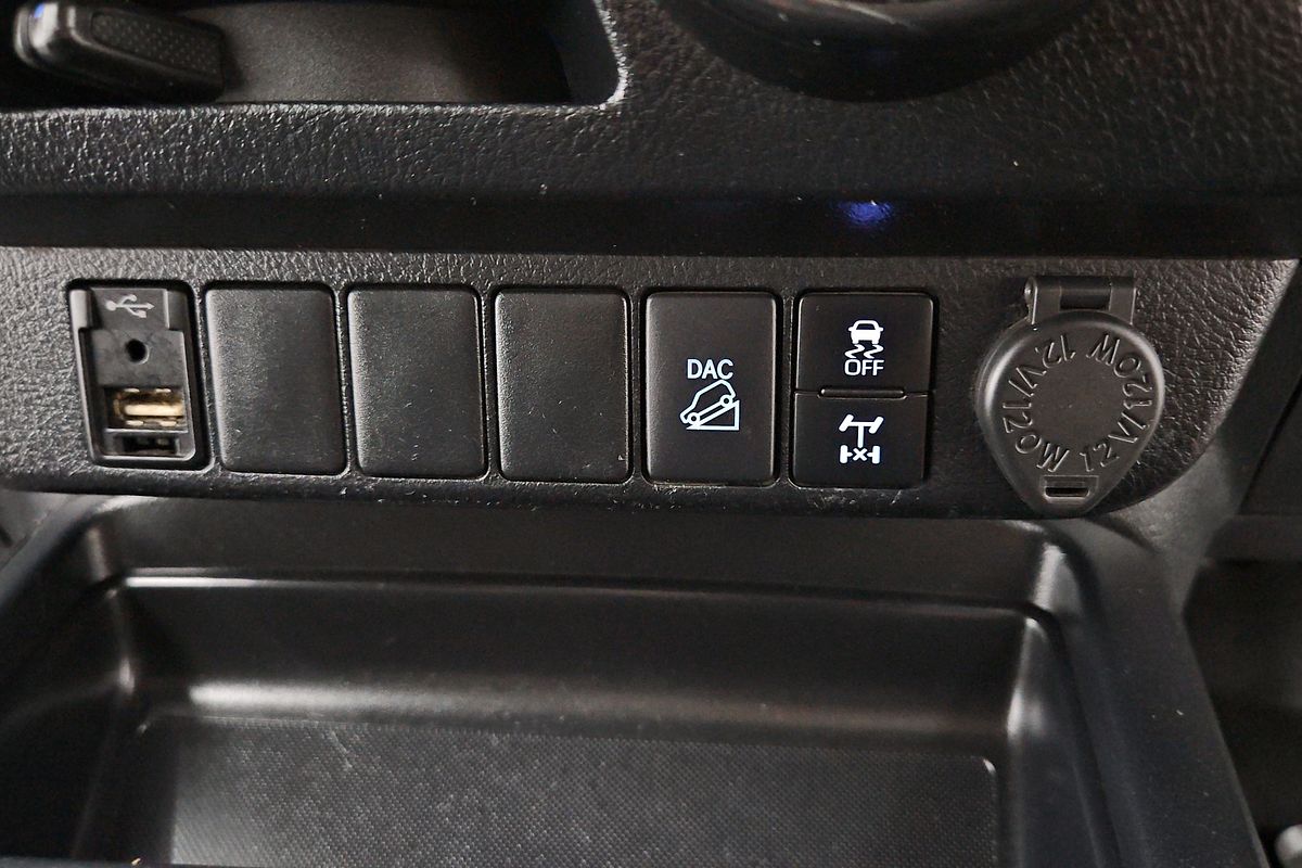 2021 Toyota Hilux SR GUN126R 4X4