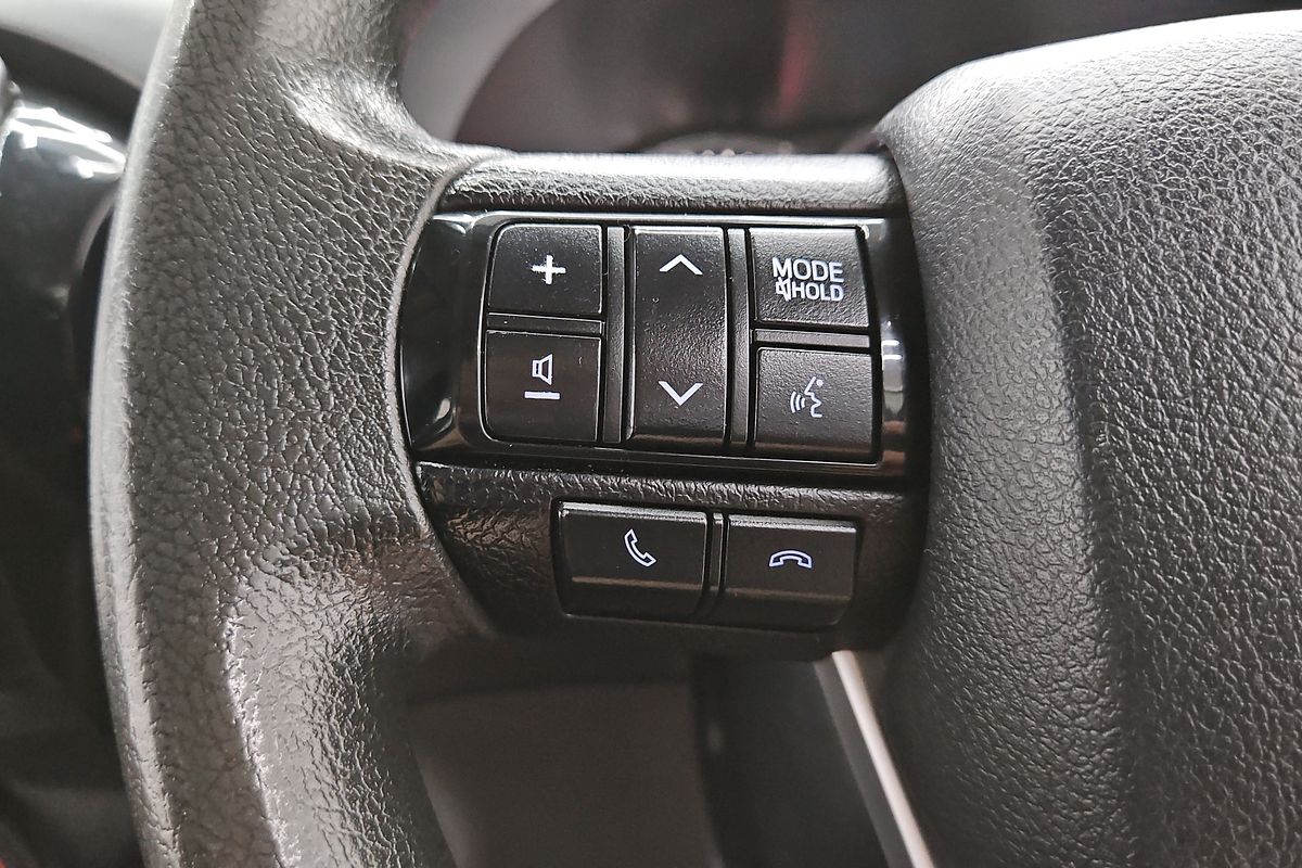 2021 Toyota Hilux SR GUN126R 4X4