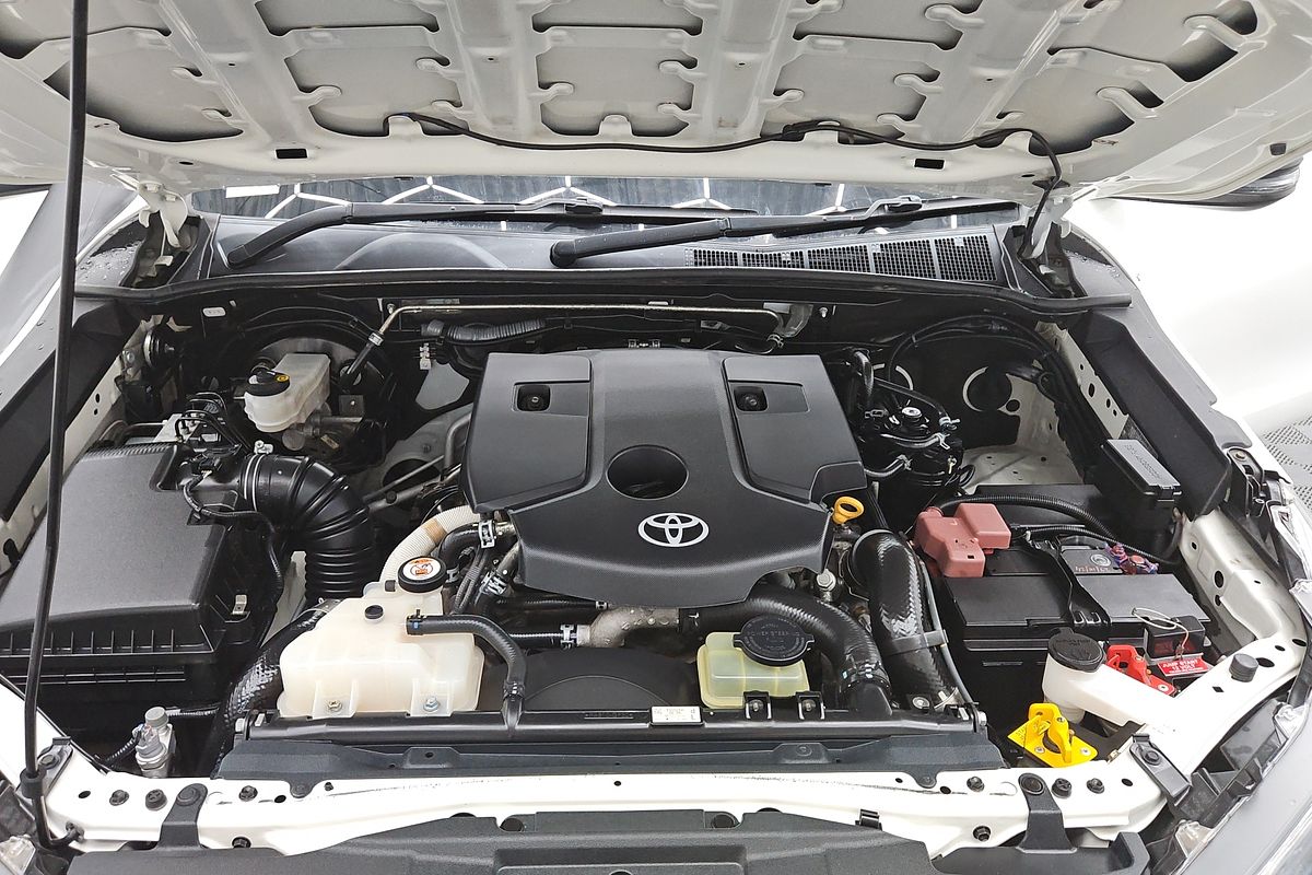 2021 Toyota Hilux SR GUN126R 4X4