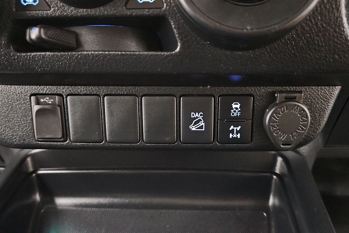 2021 Toyota Hilux SR GUN126R 4X4