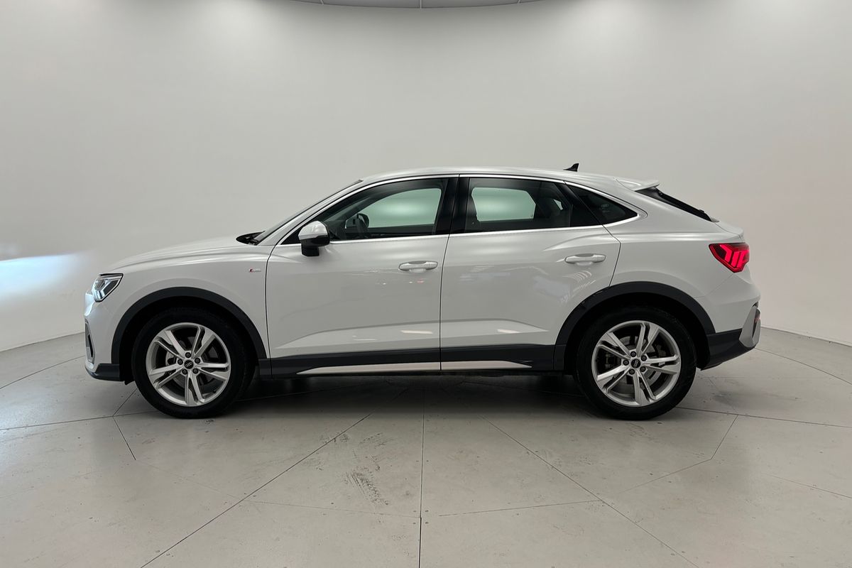 MY24 Audi Q3 Sportback 35 TFSI S line MY24 Audi Q3 Sportback 35 TFSI S line