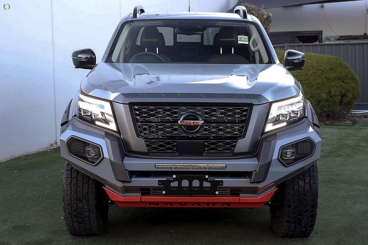 2025 Nissan Navara PRO-4X Warrior D23 4X4