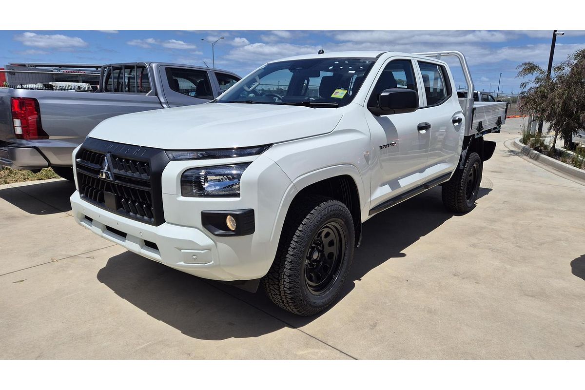 2025 Mitsubishi Triton GLX MV 4X4