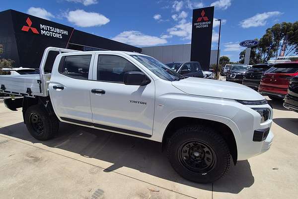 2025 Mitsubishi Triton GLX MV 4X4
