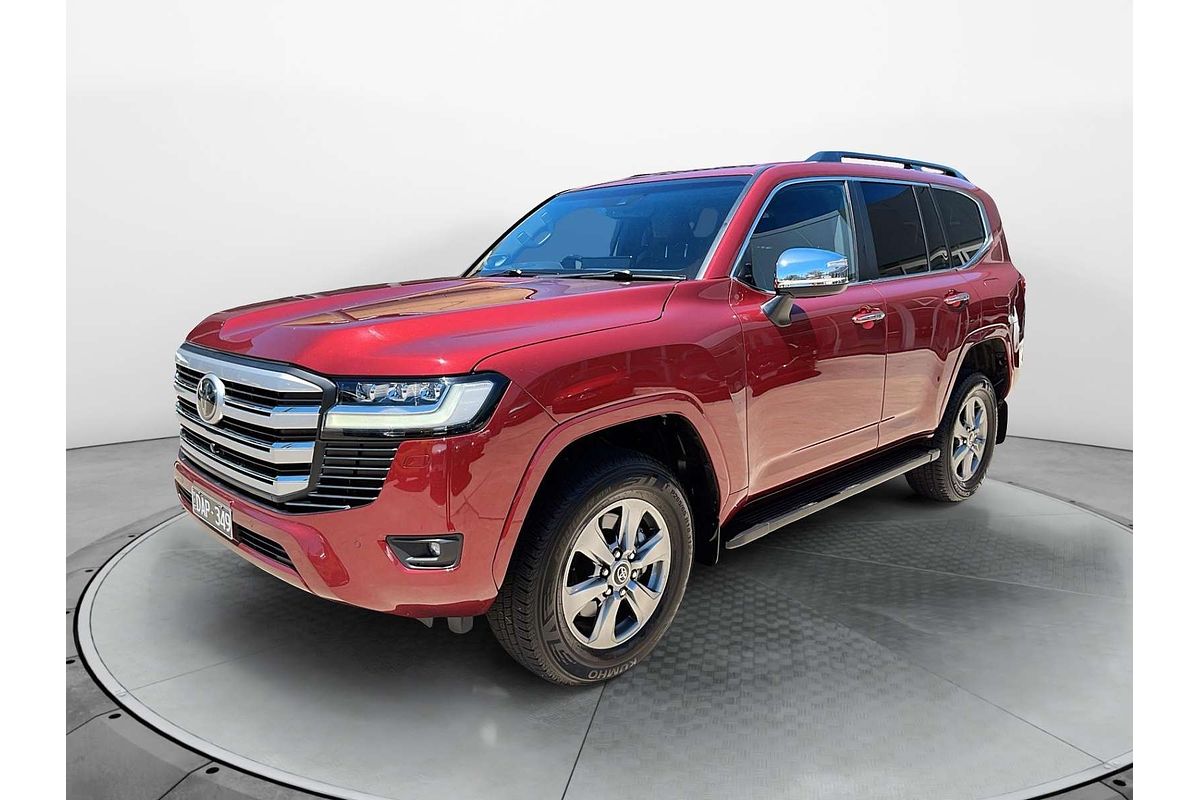 2022 Toyota Landcruiser Sahara FJA300R