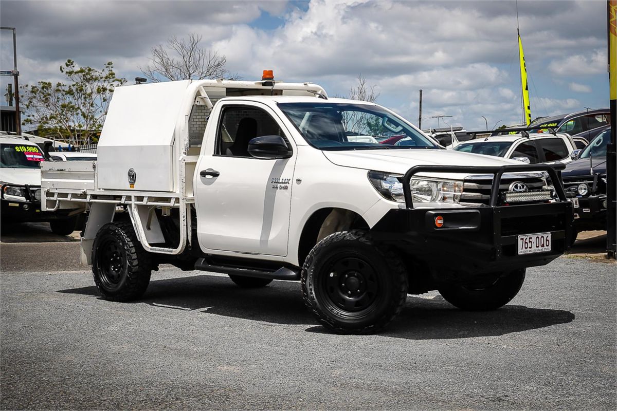 2017 Toyota Hilux SR GUN126R 4X4