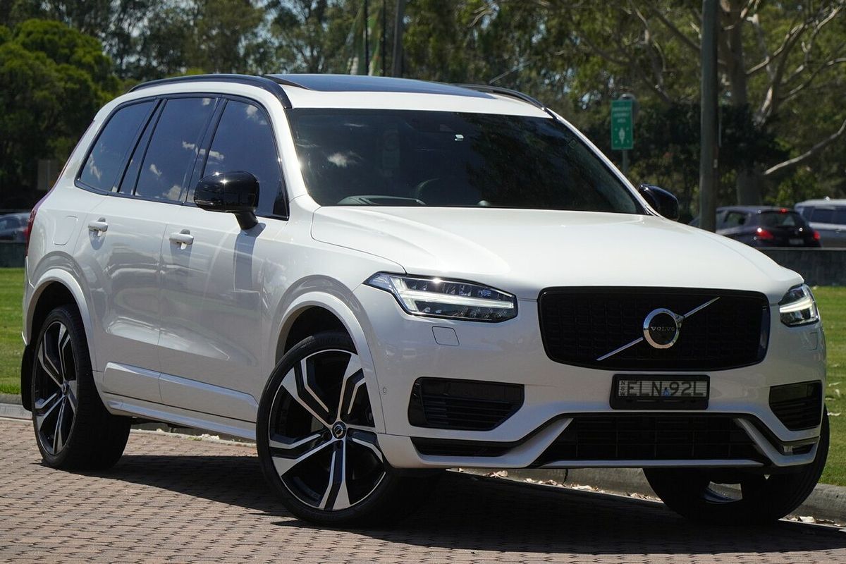 2021 Volvo XC90 Recharge Plug-In Hybrid