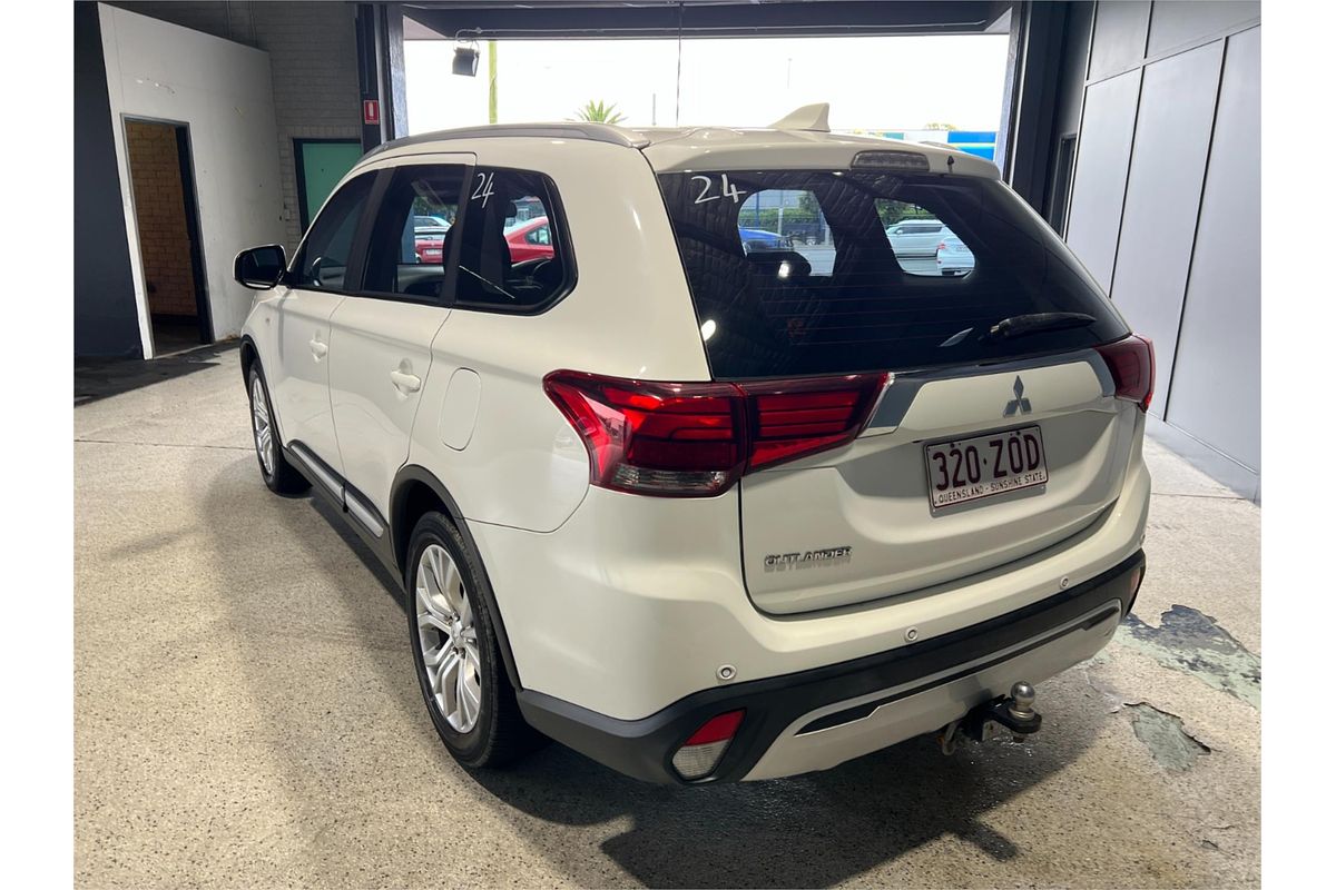 2019 Mitsubishi Outlander ES ADAS ZL
