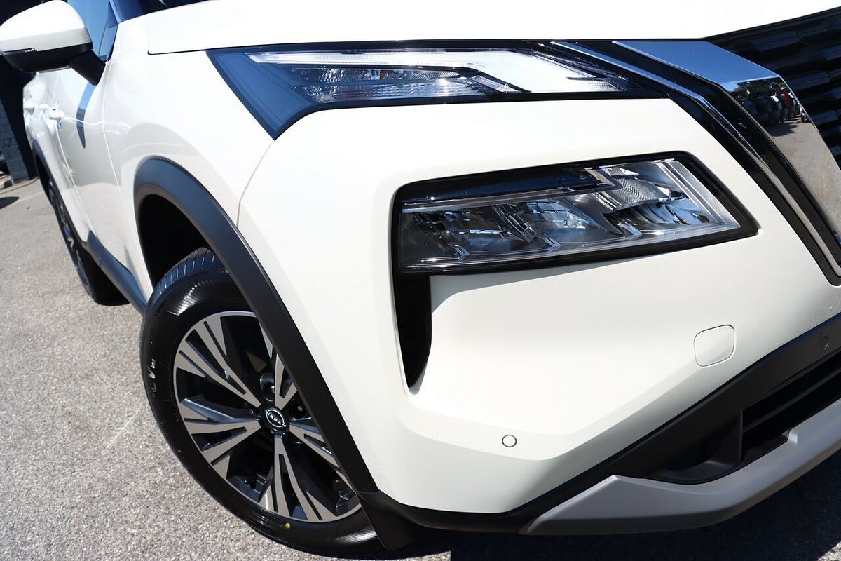 2025 Nissan X-TRAIL ST-L T33