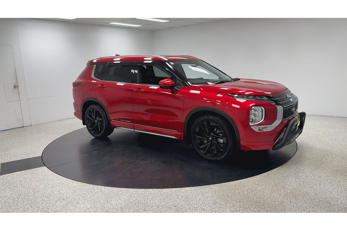 2023 Mitsubishi Outlander Exceed ZM