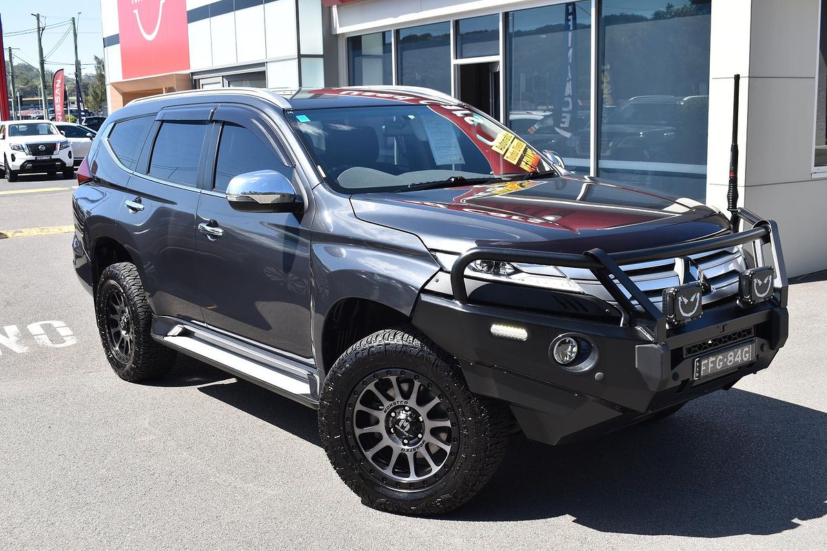 2023 Mitsubishi Pajero Sport GLX QF