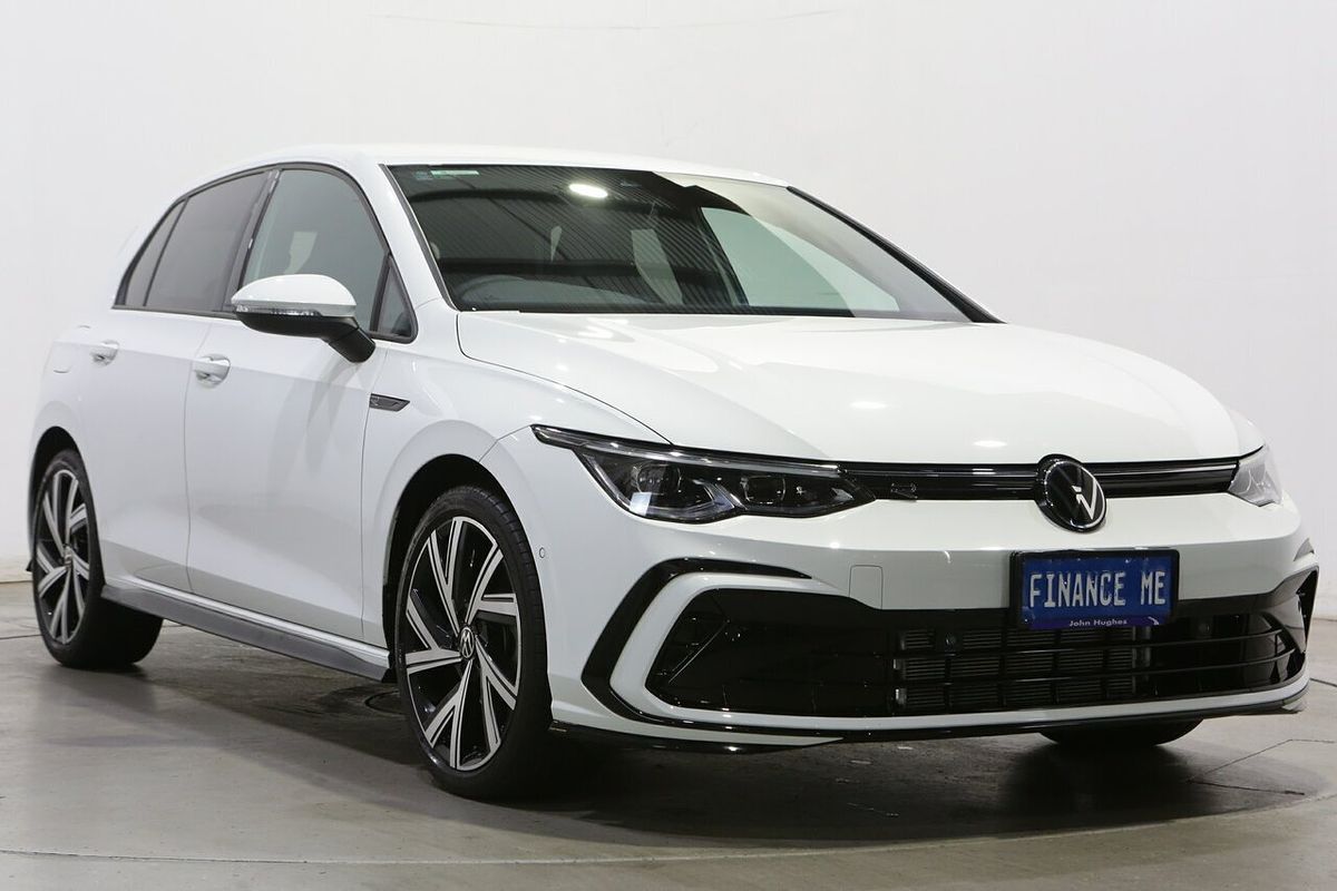 2022 Volkswagen Golf 110TSI R-Line 8