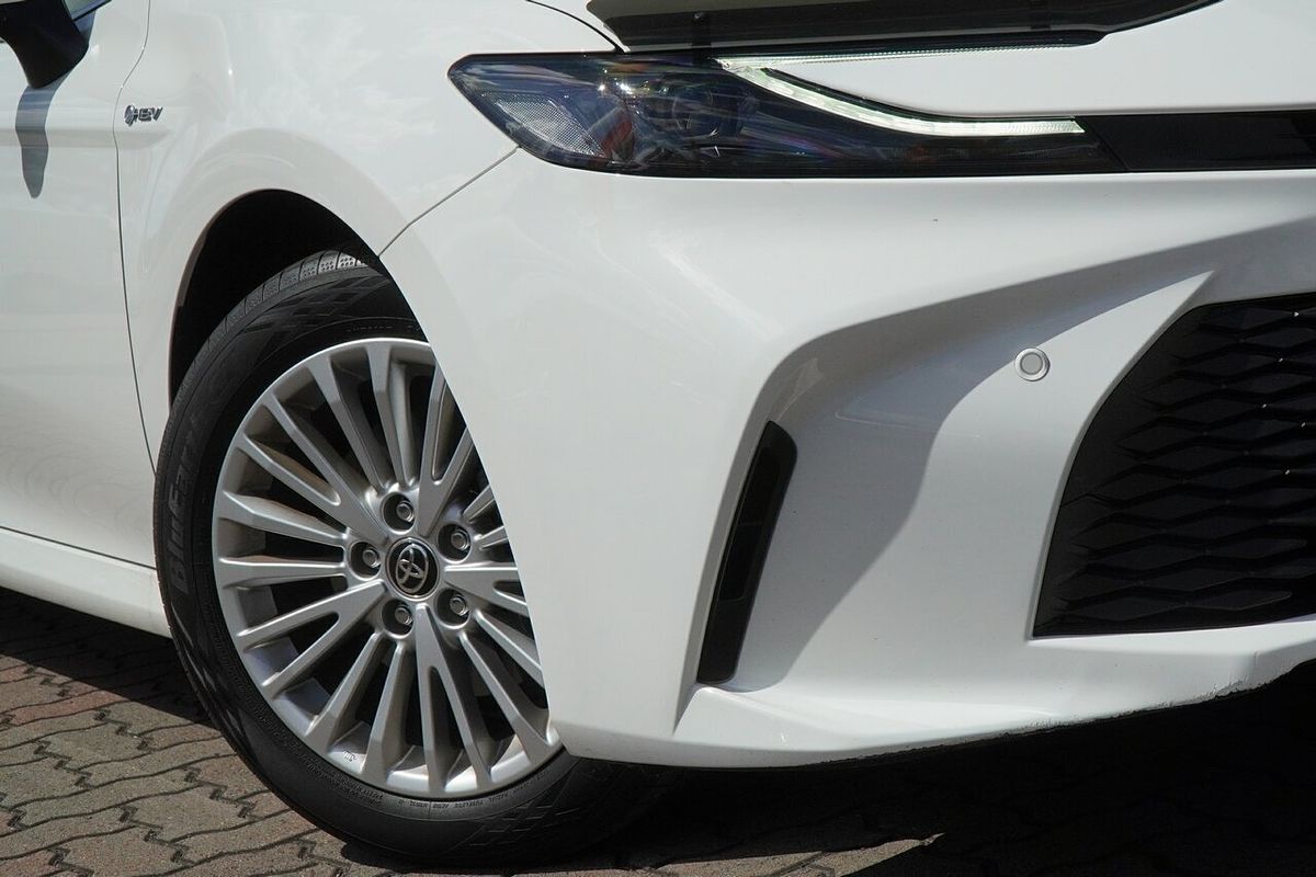 2025 Toyota Camry Ascent AXVH80R