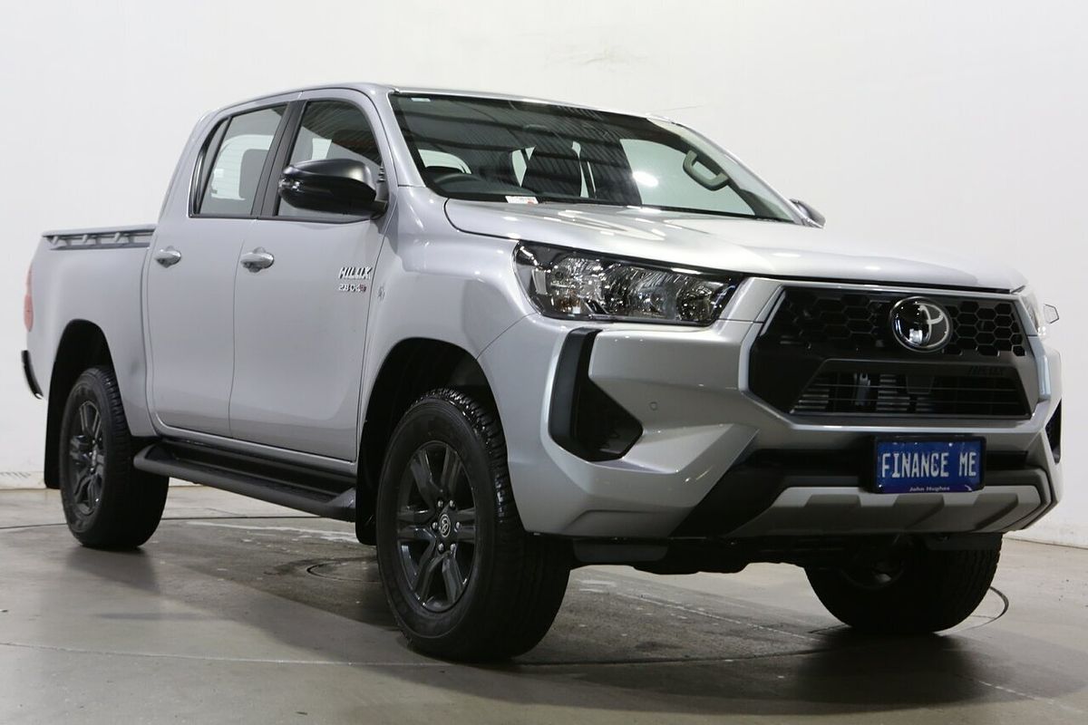 2025 Toyota Hilux SR GUN126R 4X4