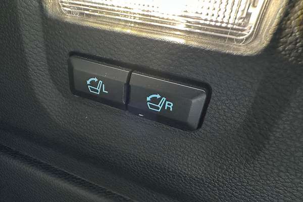 2025 Ford Everest Platinum 3.0L thumb-17