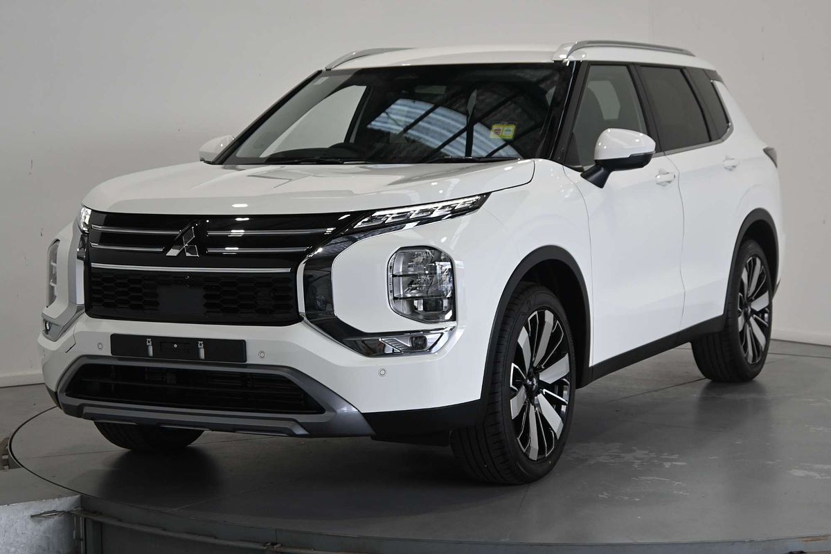 2025 Mitsubishi Outlander Aspire ZM