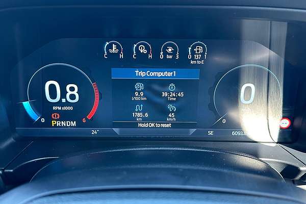 2025 Ford Everest Platinum 3.0L thumb-29