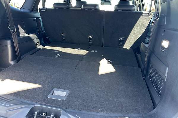 2025 Ford Everest Platinum 3.0L thumb-18