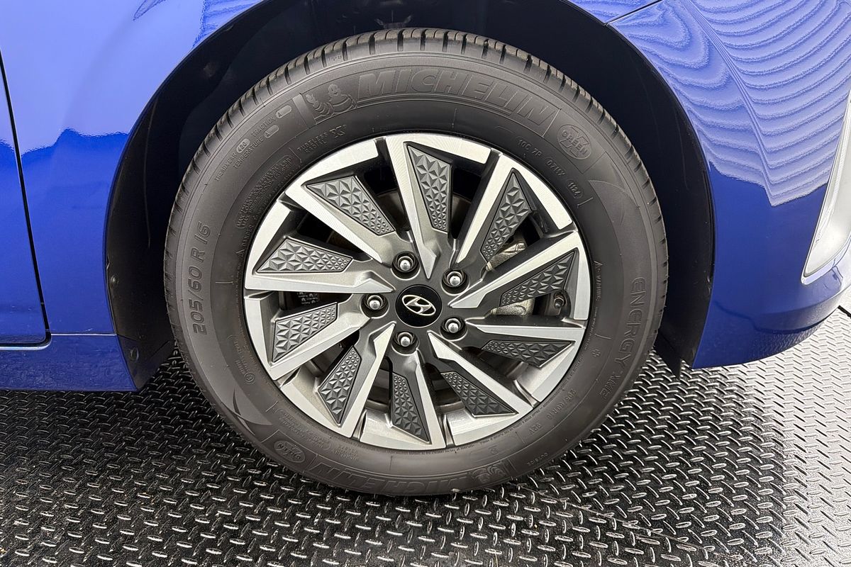 2022 Hyundai IONIQ Electric Elite AE.V4