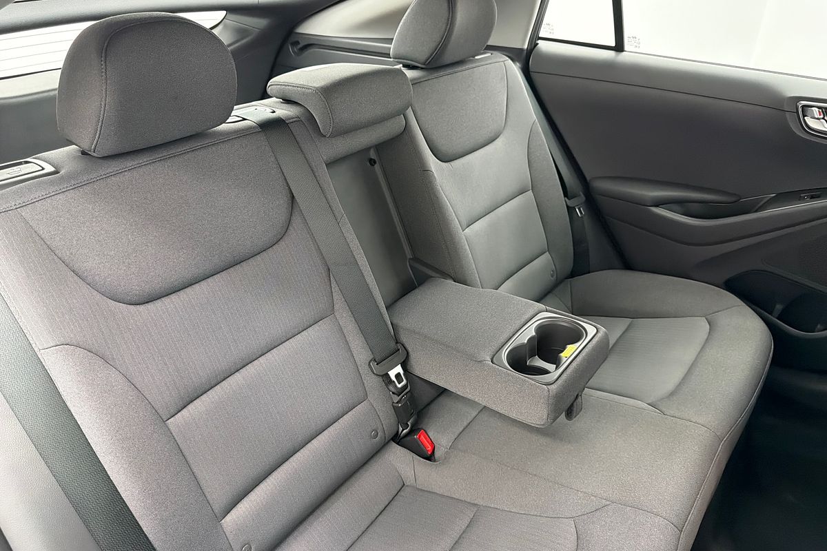 2022 Hyundai IONIQ Electric Elite AE.V4