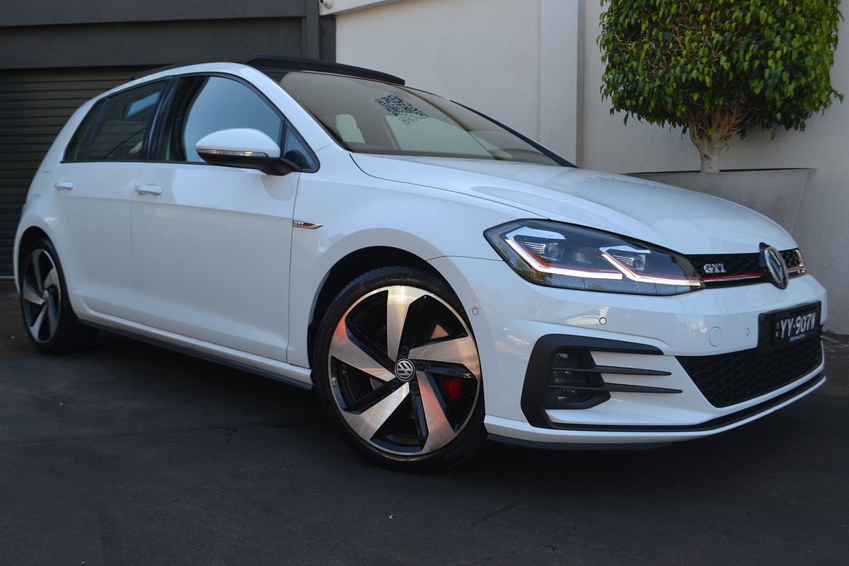 2017 Volkswagen Golf GTI 7.5