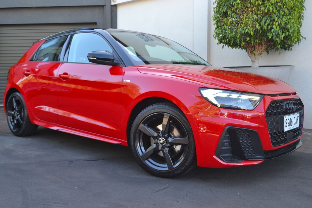 2025 Audi A1 35 TFSI S line edition GB