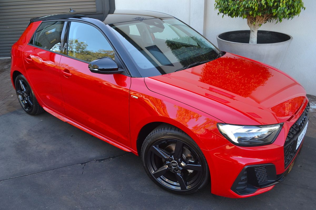 2025 Audi A1 35 TFSI S line edition GB