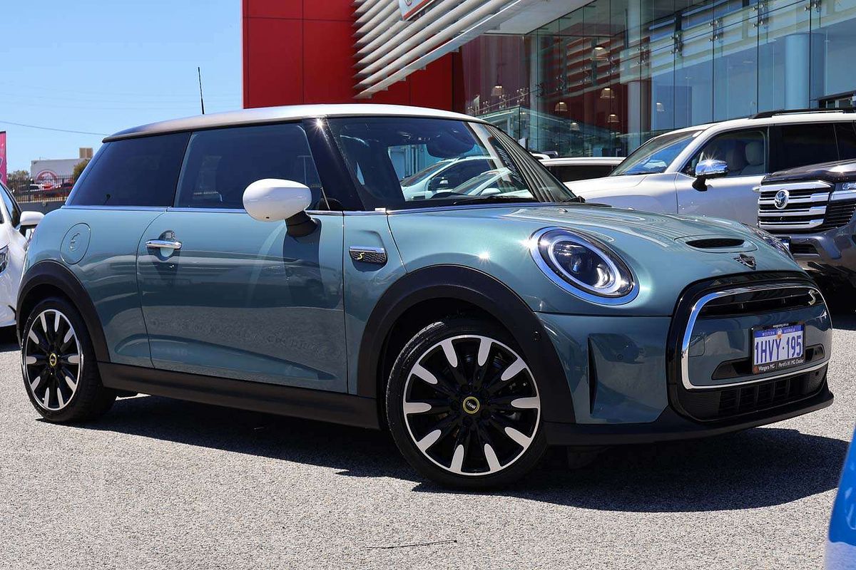 2023 MINI Hatch Cooper SE Classic F56 LCI-2