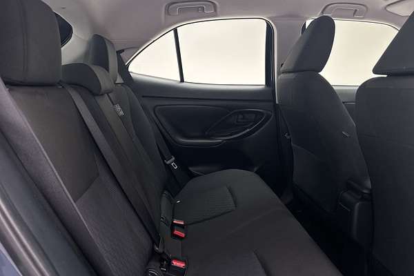 2024 Toyota Yaris Cross GX MXPJ10R thumb-11