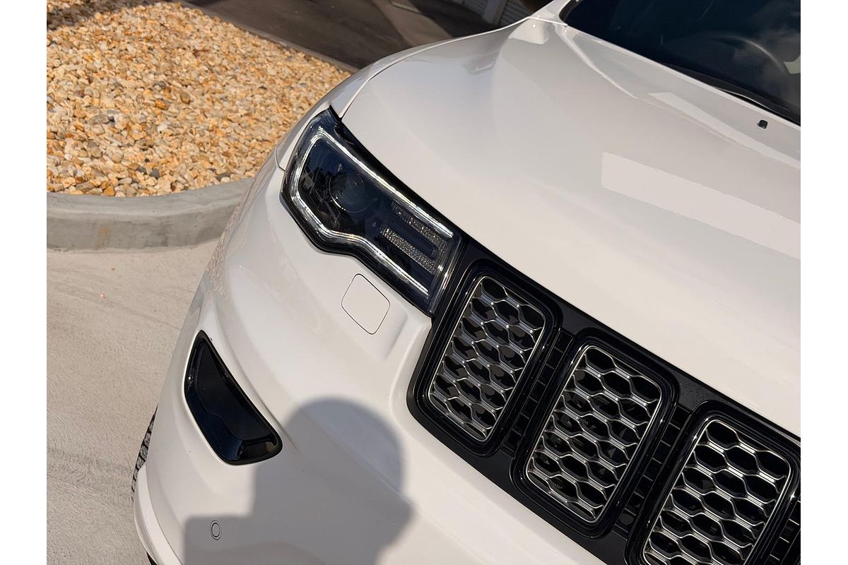 2019 Jeep Grand Cherokee Night Eagle WK