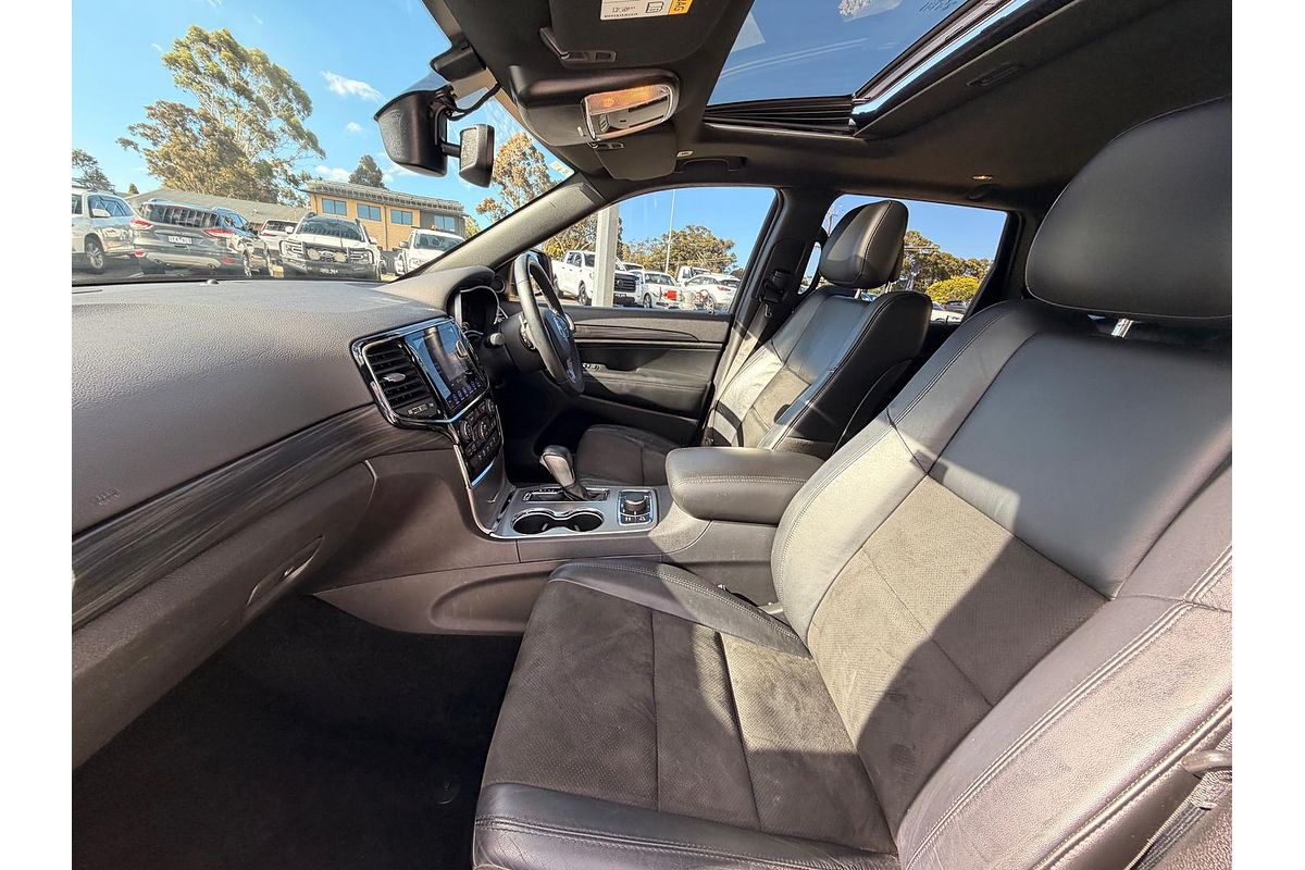 2019 Jeep Grand Cherokee Night Eagle WK