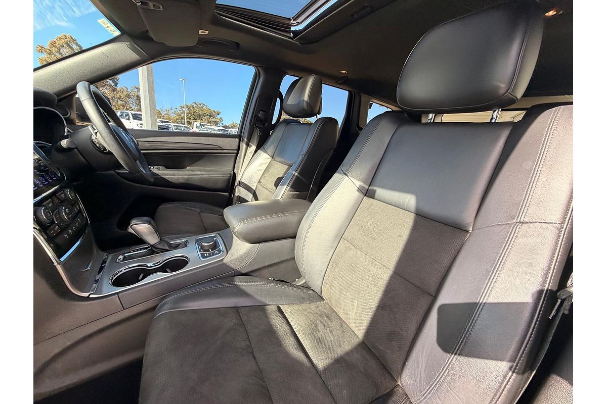 2019 Jeep Grand Cherokee Night Eagle WK