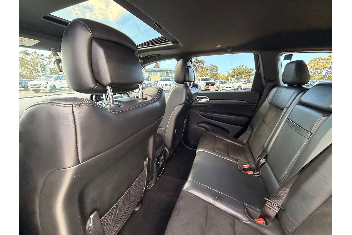 2019 Jeep Grand Cherokee Night Eagle WK