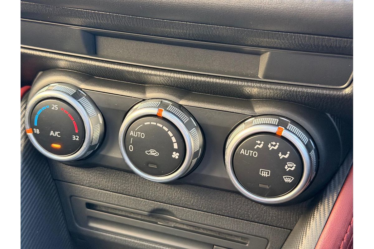 2015 Mazda CX-3 Akari DK