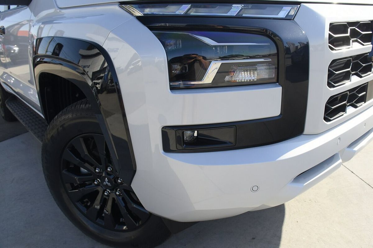 2025 Mitsubishi Triton GSR MV 4X4